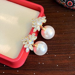  fashion zircon leaves Pearl earrings sweet silver ear stud high Earring