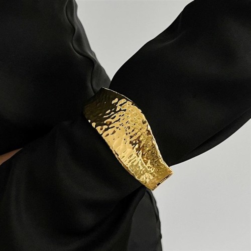 occidental style fashion Metal textured surface bangle woman  exaggerating Leafracelet