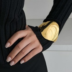 occidental style exaggerating Metal Irregular surface bangle woman fashion tex..