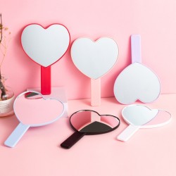 ( white)big love Korean style lovely girl student advertisinglogo