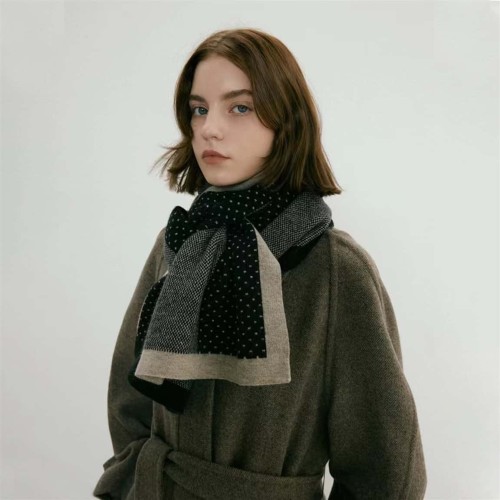( black circle point)Korea samll high double color scarf Autumn and Winter warm Jacquard knitting scarf woman ( black circle point)Korea samll high double color scarf Autumn and Winter warm Jacquard knitting scarf woman