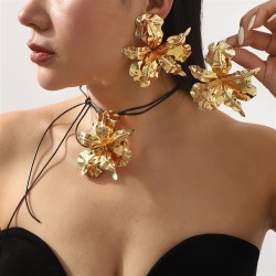 (E13251) exaggerating Metal big flowers earrings bangle woman samll long style..