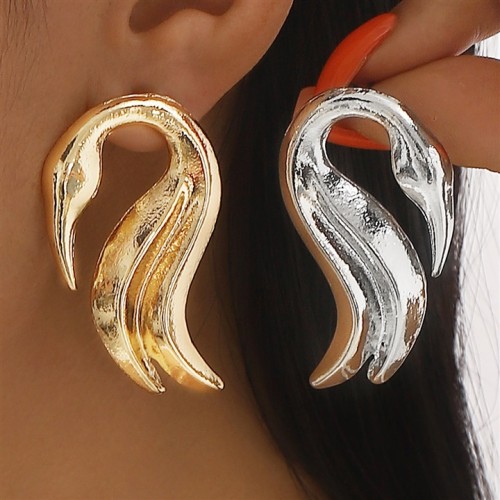 E fashion Earring  samll brief personality swan Alloy textured earrings woman