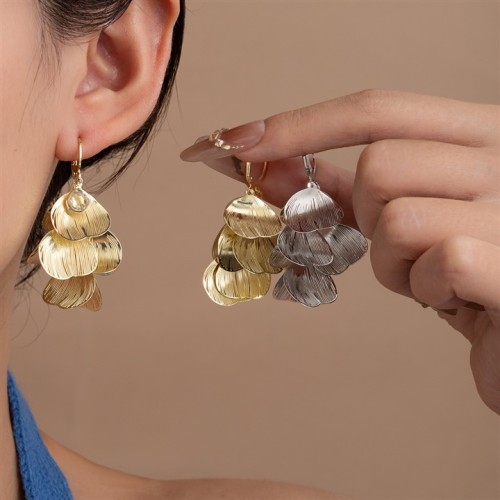 occidental style Metal hollow leaf tassel earrings wind samll buckle fashion Earring