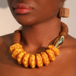 Acrylic necklace  occidental style retroins exaggerating clavicle chain fashio..