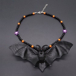 occidental style Halloween exaggerating big bat shirt necklace personality pun..