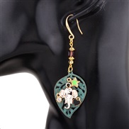 fashion retro earring...