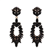 ( black)UR owl earrin...