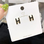 ( black)silver ear stud woman Korean style personality temperament earrings Word ear stud sweet ear stud fashion