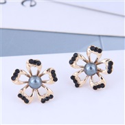 silver  Korean style fashion sweetO flowers personality temperament ear stud