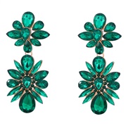 ( green)earrings occi...