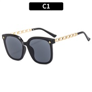 (C  Black frame  gold...