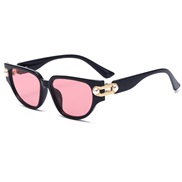 (C. Black frame  pink...