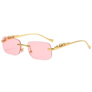 ( gold frame  pink Le...