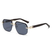 ( gold frame  Black g...