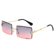 ( gold frame  gray  p...