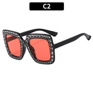 (C  Black frame  red ...