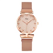 ( khaki) watch woman ...