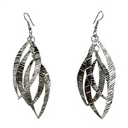 ( Silver) Metal earri...