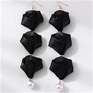 (EZ5 71heise)E occidental style fashion woman long style earrings Cloth rose fashion woman