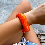 ( orange 2252)occidental style  exaggeratingins wind Irregular translucent bangle woman  personality Acrylic geometry