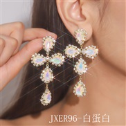 (JXER96  crystal)occi...