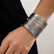 ( White K 2283)occidental style  punk width surface Metal opening  fashion geometry Rhinestone all-Purpose bangle woman