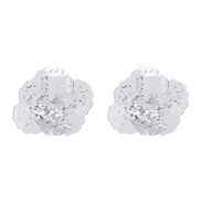 ( White K)E occidental style Irregular pattern flowers earrings  retro exaggerating three-dimensional Metal earring