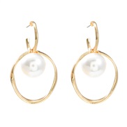 ( Gold)Autumn and Winter Alloy earrings occidental style exaggerating Earring woman trend Round imitate Pearl earring