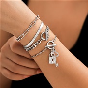 ( 1  Bracelet White K 482 )occidental style  Rhinestone setracelet  brief snake chain retro key bracelet