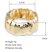 ( Gold)Irregular bang...