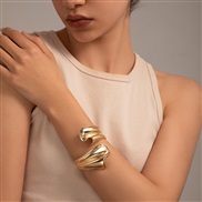 ( 1  Gold 24 1)occidental style Metal textured Irregular opening bangle woman punk surfaceracelet