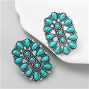 (green )trend earring...