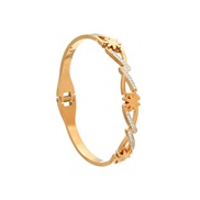 ( Gold)stainless steel bangle occidental style retro lady diamond flowers Waterproof color titanium steelbracelet