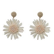 ( white)summer earrin...