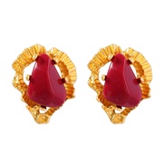 ( red) medium earring...