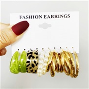 (54678)Earringset Met...