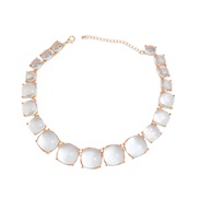 ( white)necklace occi...