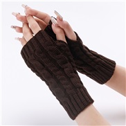 (Free Size )( Brown) autumn Winter pattern short style woolen man woman knitting warm half sleeves