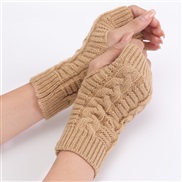 ( Beige)short style twisted fashion glove Autumn and Winter man woman Korean style knitting woolen half warm