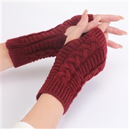 ( Red wine)short style twisted fashion glove Autumn and Winter man woman Korean style knitting woolen half warm