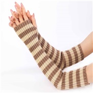 (Free Size )( khaki+) long glove Autumn and Winter knitting woolen man woman warm sleeves