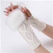 (Free Size )( white)rhombus short style glove Autumn and Winter woolen sleeves woman sleeves knitting warm