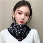 ( black )autumn fashion trend lady retro print buckle scarf warm Collar