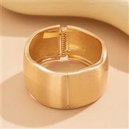 ( 1 gold   26 8k2)occidental style  fashion Irregular Alloy bangle  wind surface widthracelet set