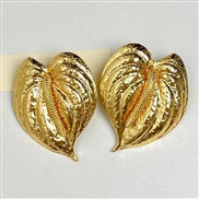 ( Gold)occidental style exaggerating big leaves unique earrings woman high temperament ear stud