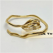 ( Gold)occidental style samll Irregular Metal leaves circle opening bangle high