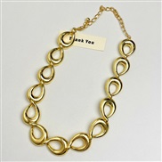 ( Gold)occidental style samll surface hollow Oval drop splice necklace woman style Autumn and Winter clavicle chain