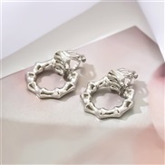 (6 31 C Silver)retro Metal wind geometry Modeling drop Ear clip woman fashion Round drop earrings