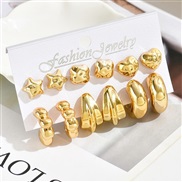 (D) set occidental style wind gold retro circle personality exaggerating geometry heart-shaped Round color retention ea